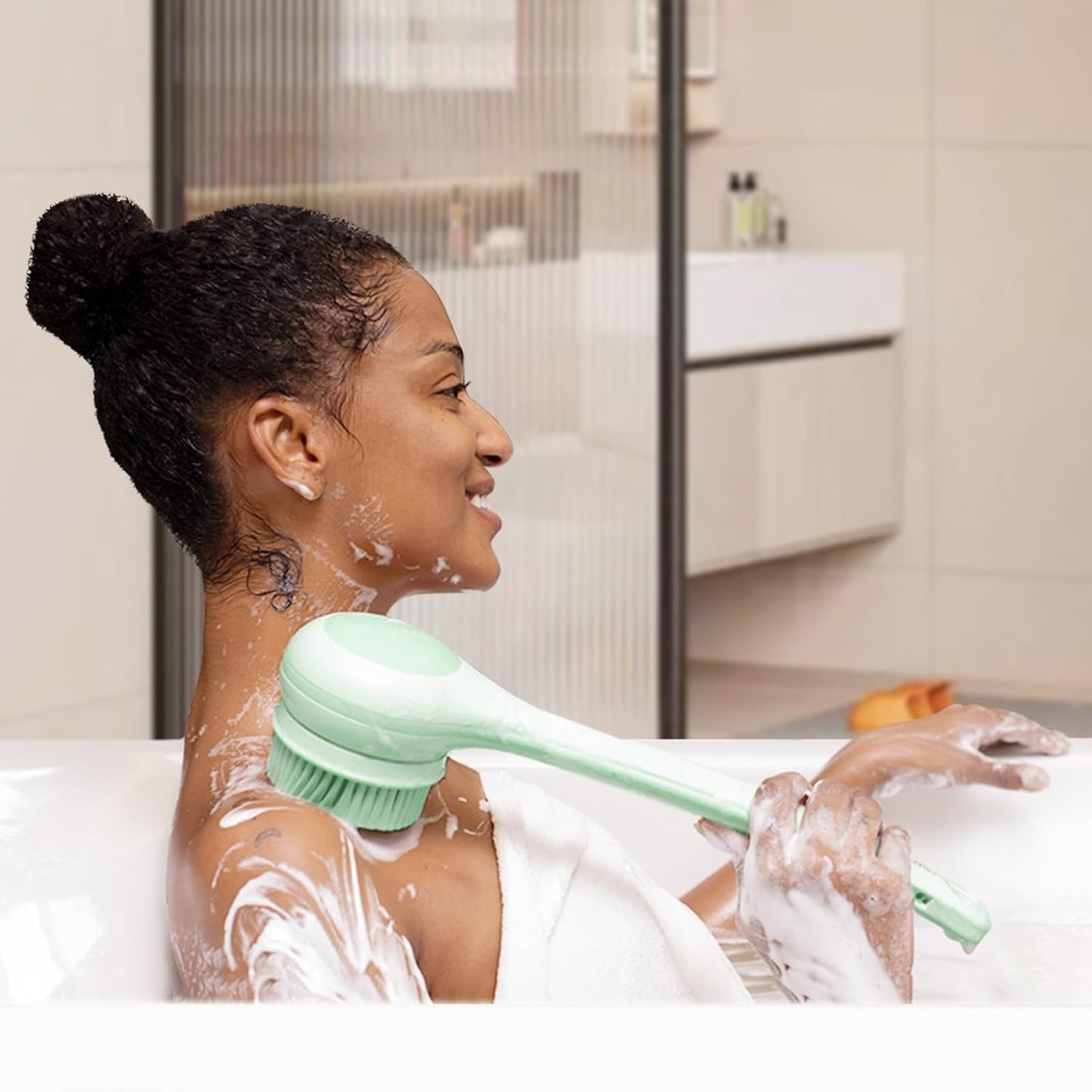 Brosse de bain électrique 5 en 1 AquaGlide